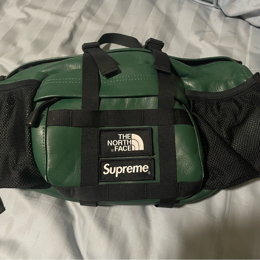 Supreme/The North Face Belt Bag colab . Good condition